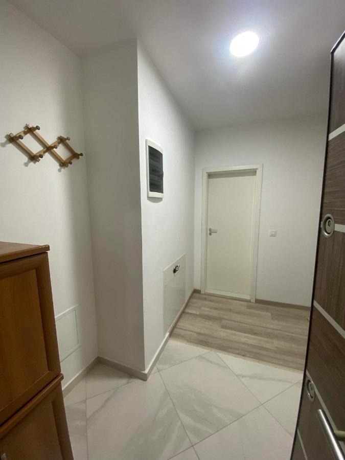 Private Apartments Prishtina 프리슈티나 외부 사진