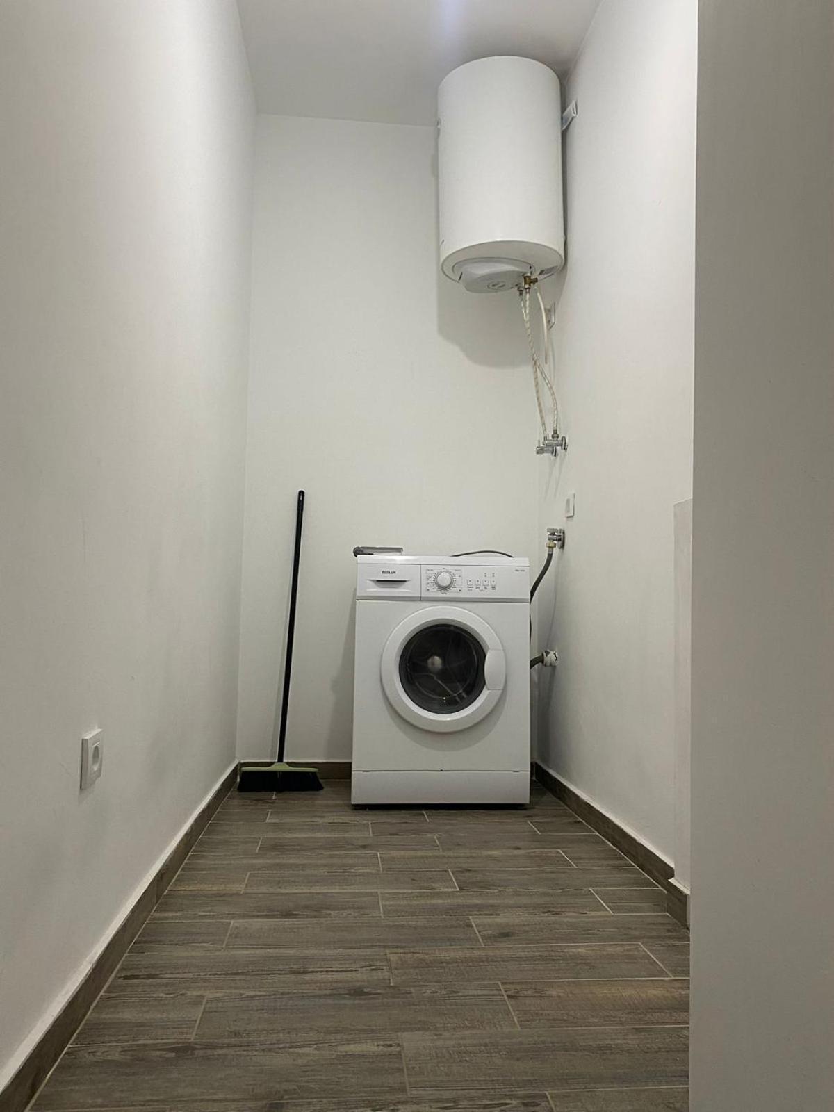 Private Apartments Prishtina 프리슈티나 외부 사진