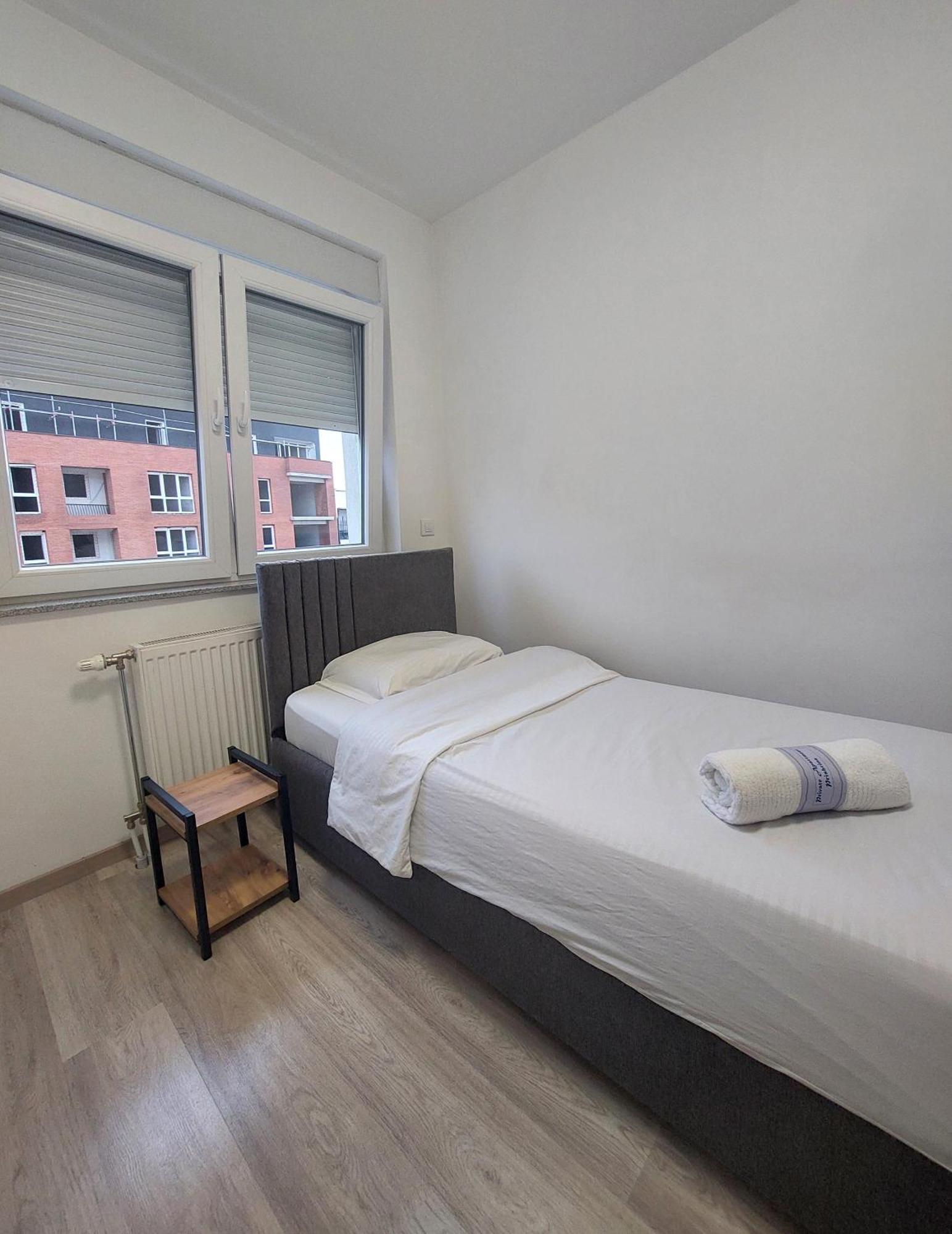 Private Apartments Prishtina 프리슈티나 외부 사진